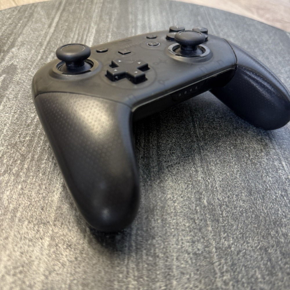 OEM Nintendo HAC-013 Switch Wireless Pro Controller **Untested** - Picture 6 of 7